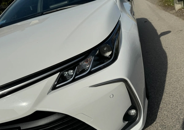 Toyota Corolla cena 74999 przebieg: 83550, rok produkcji 2021 z Praszka małe 781